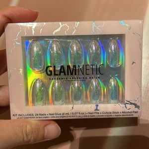 Glamnetic Stardust press on nails